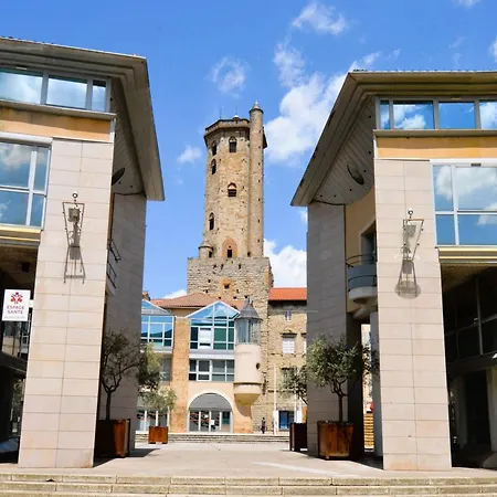 Apartament T2 Hardy *